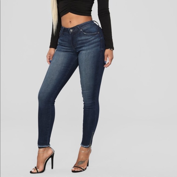 Low rise Dark Denim Jeans - Picture 2 of 3